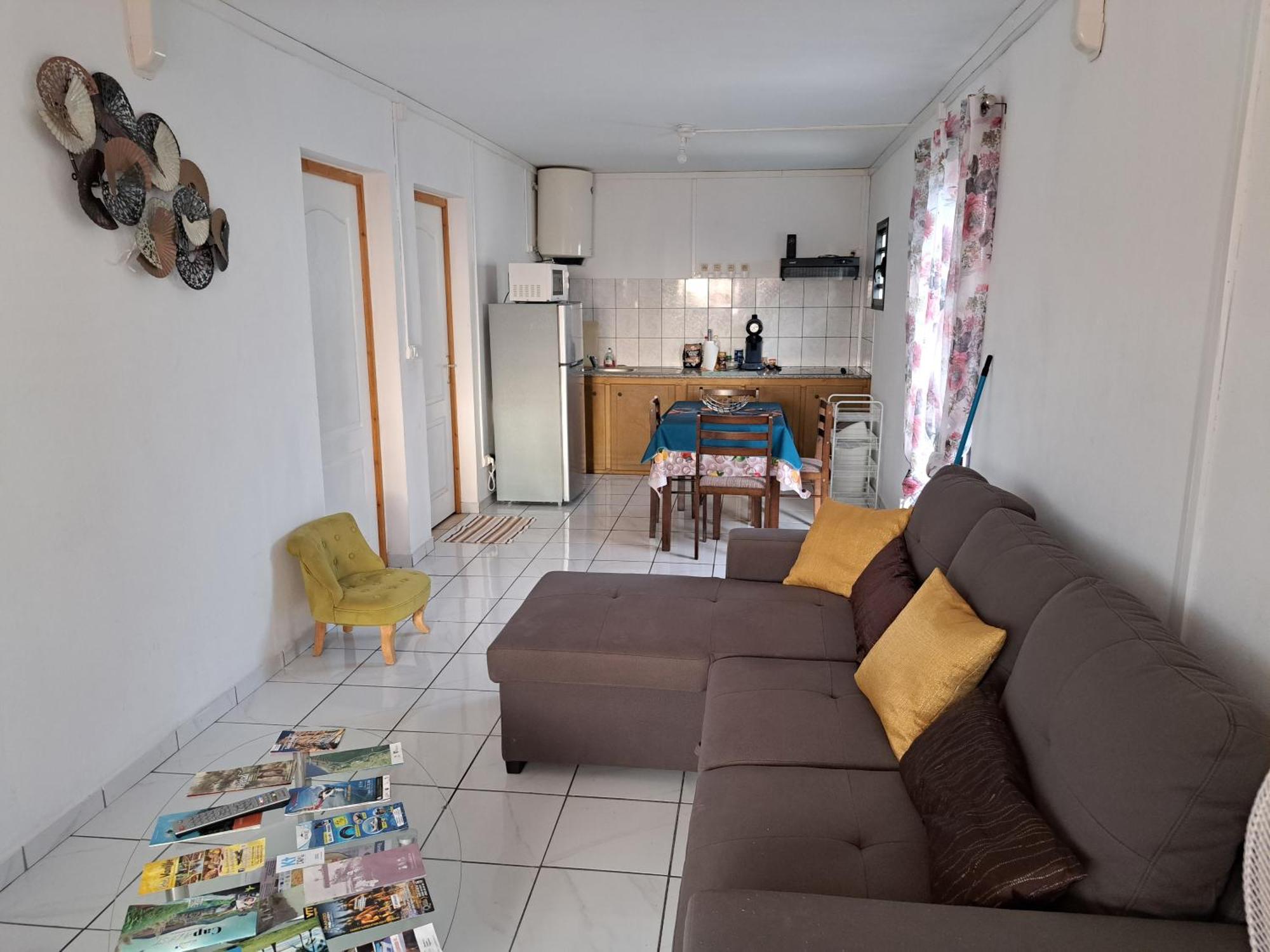 Résidence Andy: Appart Accueillant avec Parking Privé Saint-Denis Exterior photo